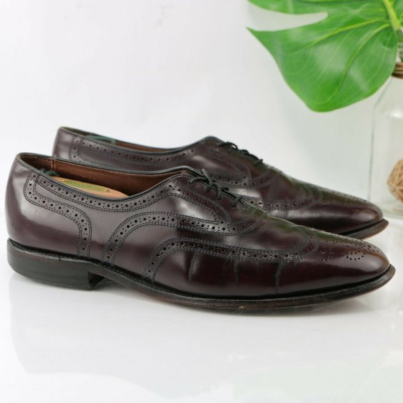 Allen Edmonds Townley Wingtip Oxford Size 10.5 D Burgundy Leather Dress Shoe - Picture 3 of 12